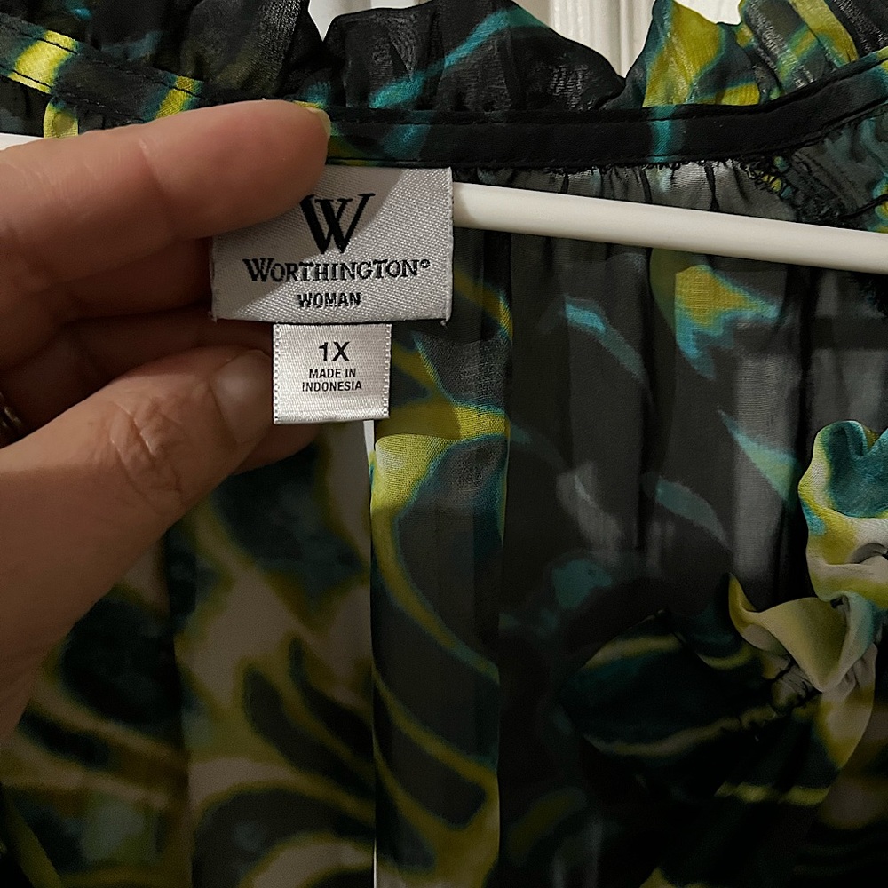Worthington Woman Breezy Blouse
